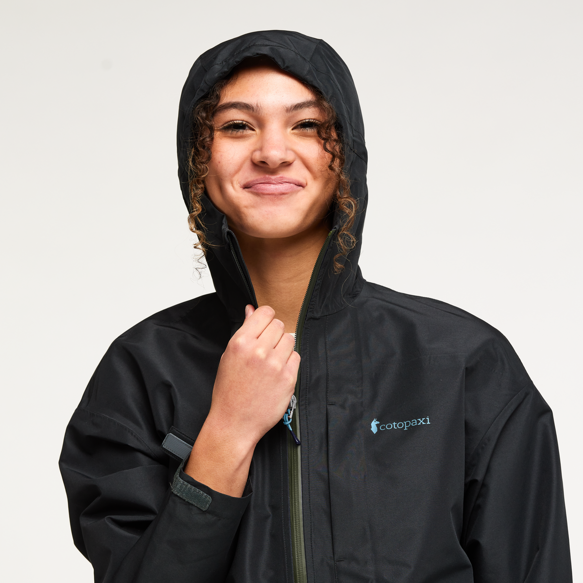1200x1200png-S23WCieloRainJacketCotopaxiBlack_10.png