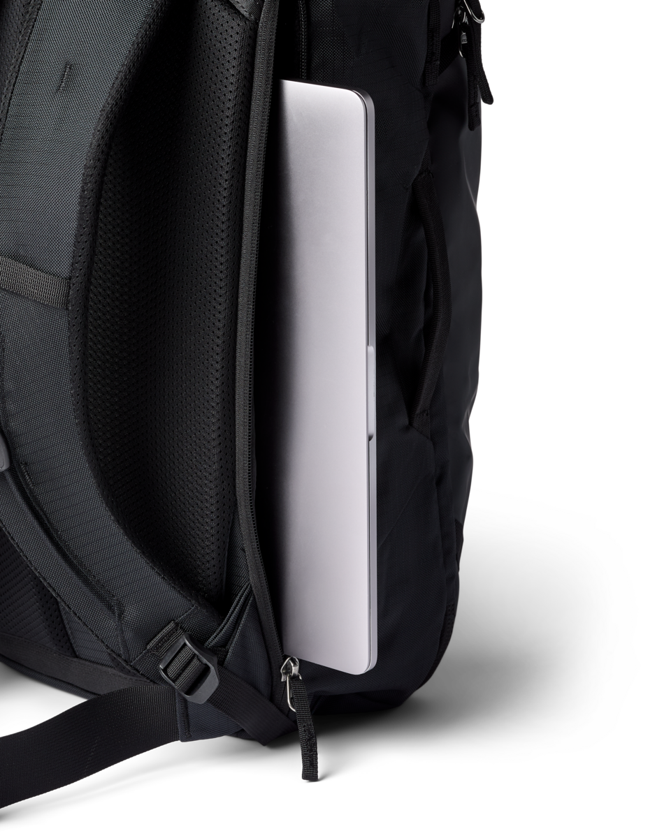 1200x1200png-S26UAllpa28LTravelPackCotopaxiBlack_A1.png
