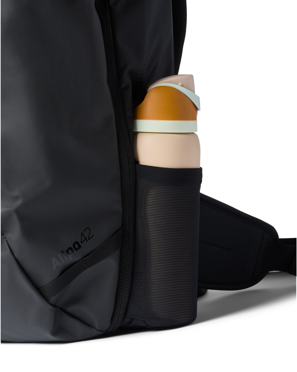 1200x1200png-S26UAllpa42LTravelPackCotopaxiBlack_A2.png