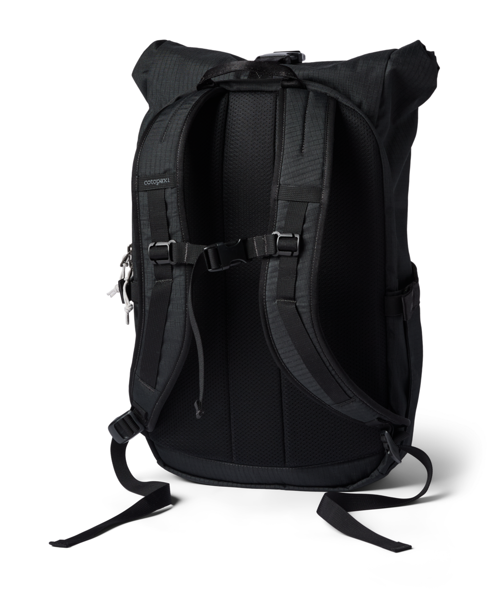 1200x1200png-S26UConsuelo22LDaypackCotopaxiBlack_B.png