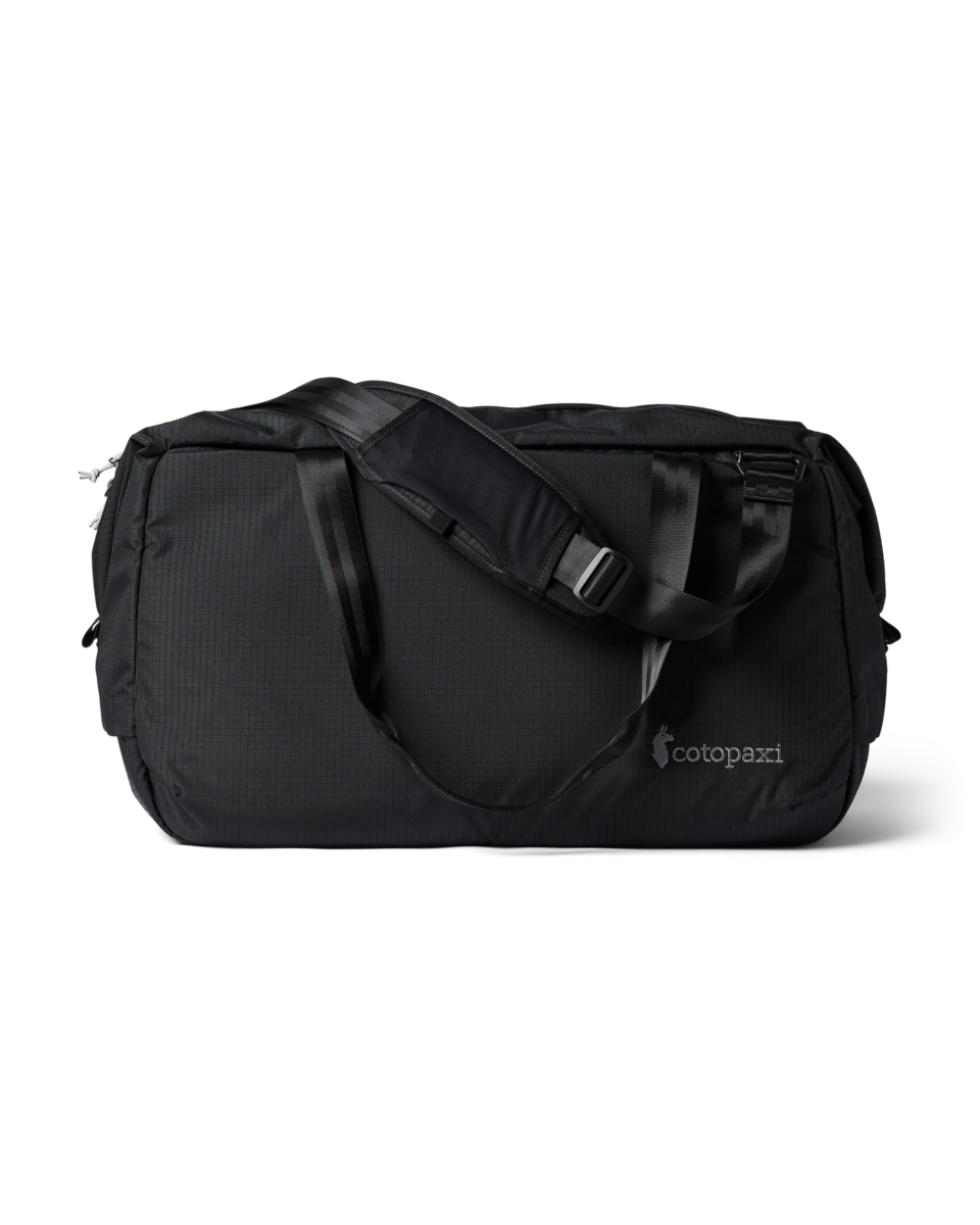 1200x1200png-S26UViaje45LTravelDuffelCotopaxiBlack_F.png
