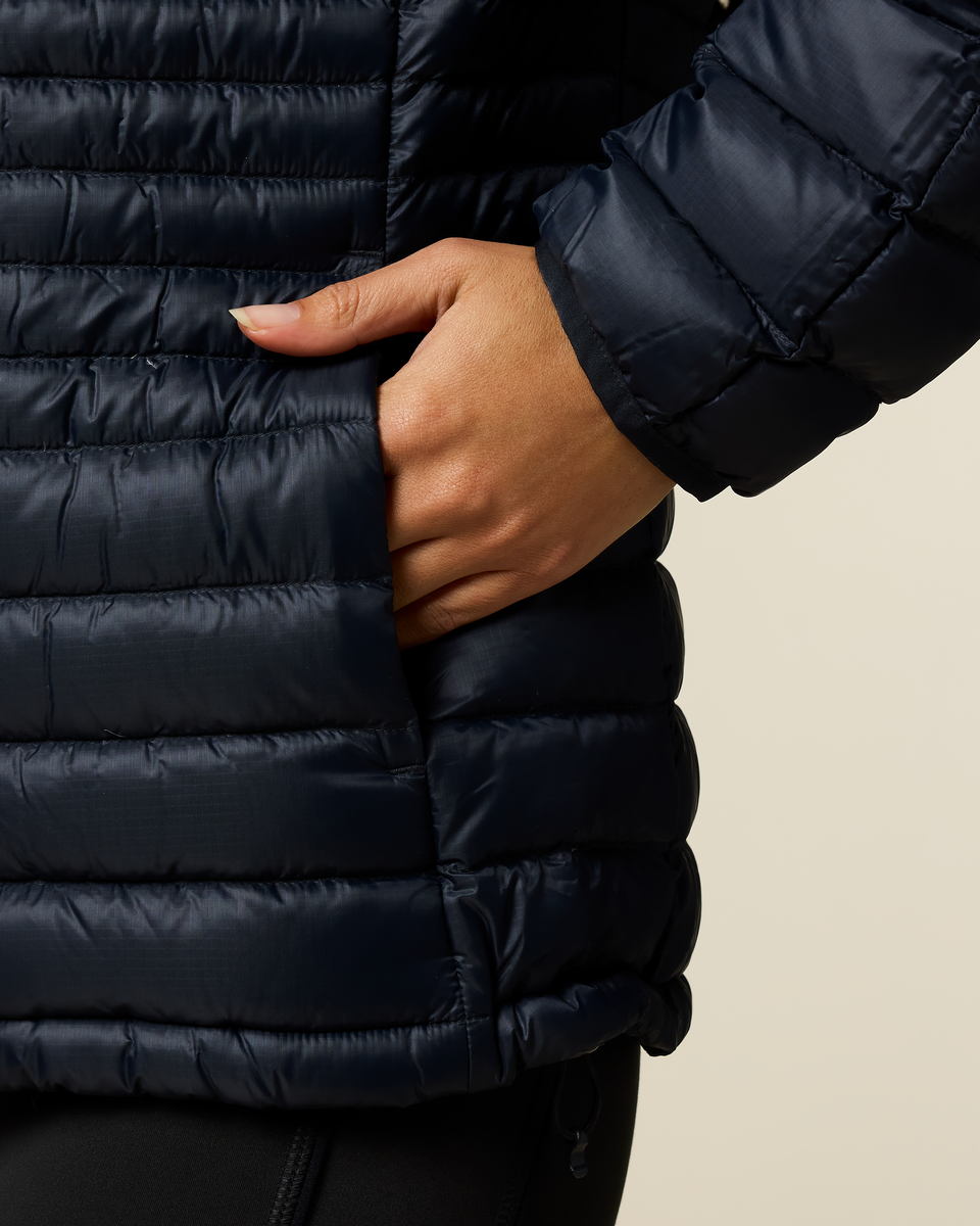 1200x1200png-S26WFuegoDownHoodedJacketCarbonStripes_2790.png
