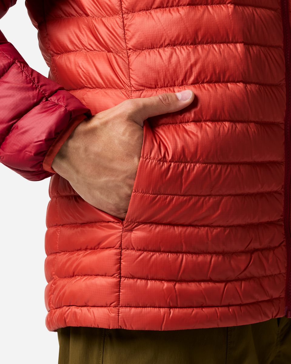 f26-m-fuego-down-jacket-crimson-and-chimayo-04-r_2a19fc48-38ba-4cf1-b19f-a8720b3eedf5.png