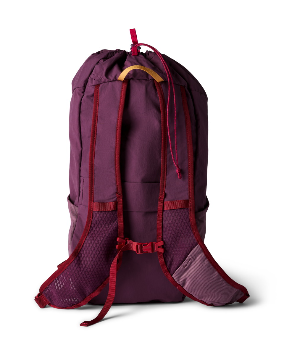 f26-u-empacable-16l-daypack-acai-b-r.png