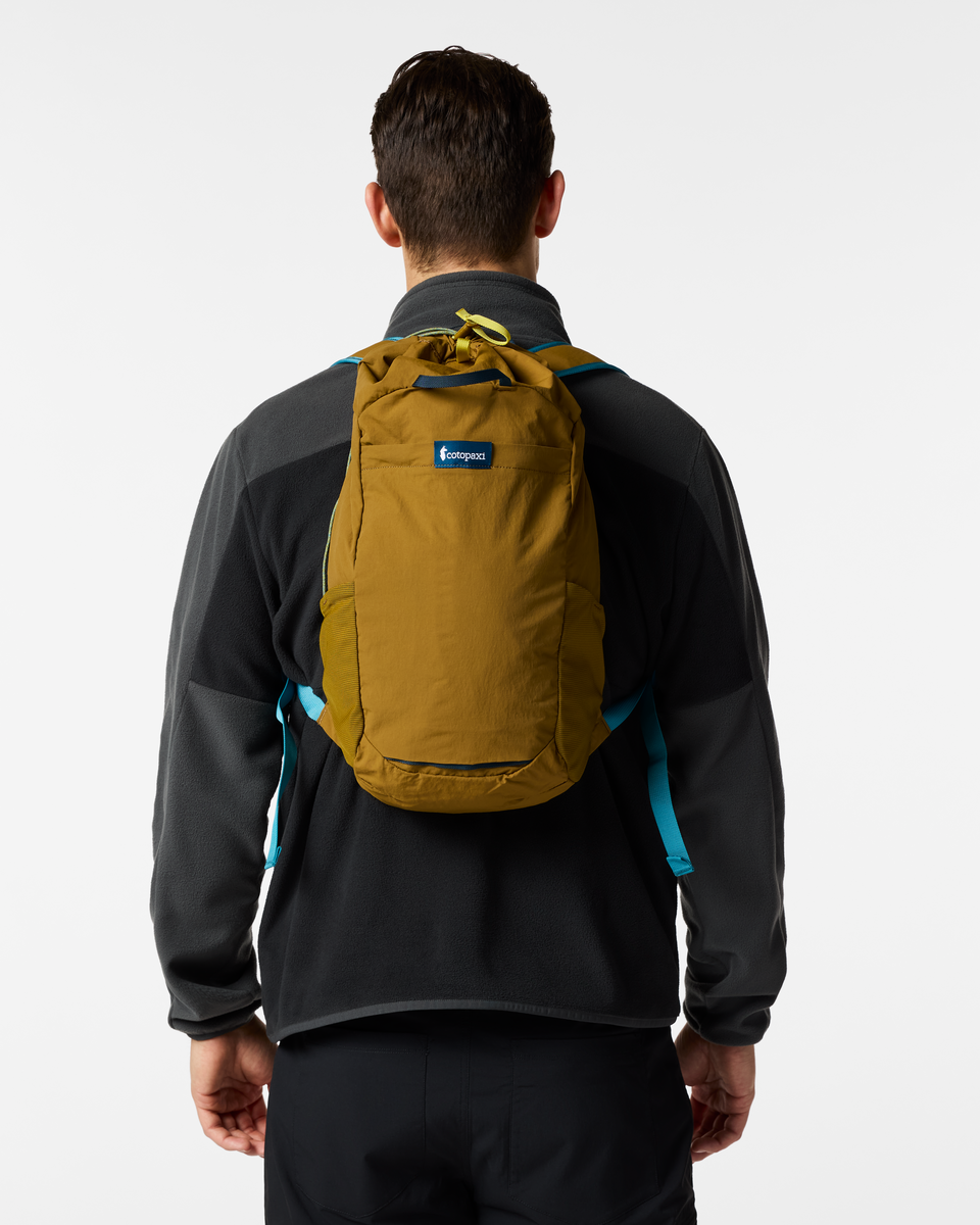 f26-u-empacable-16l-daypack-log-cabin-03-r.png
