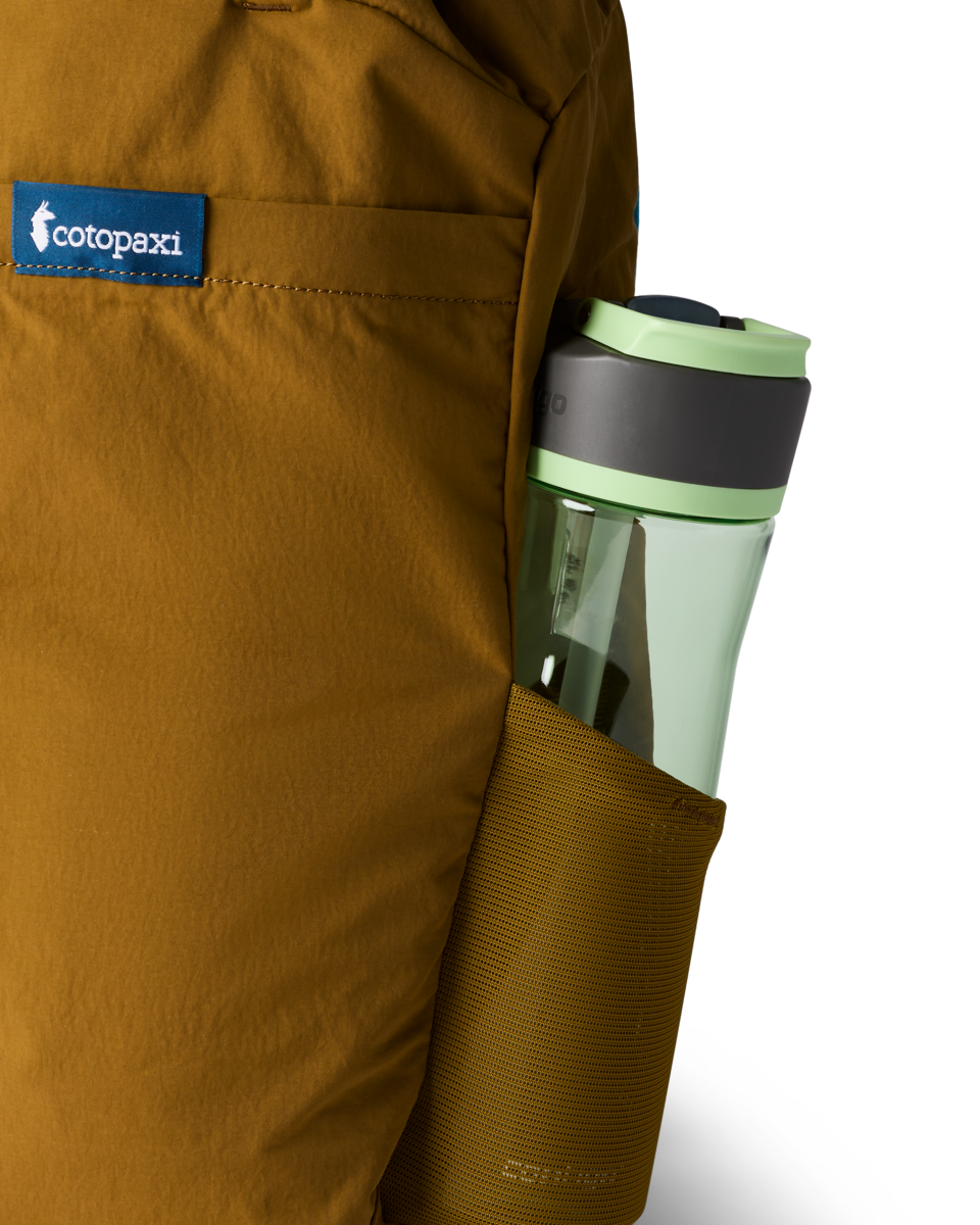 f26-u-empacable-16l-daypack-log-cabin-a1-r.png