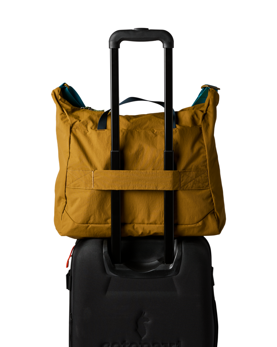 f26-u-empacable-30l-tote-log-cabin-a2-r_e8499aff-efe9-4b77-8034-ba8426a66410.png