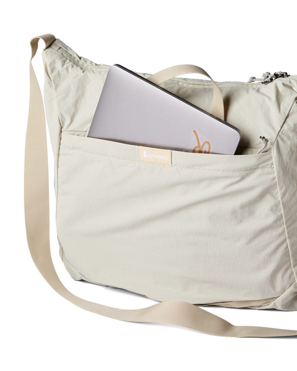 f26-u-empacable-30l-tote-mineral-a1-r_ec397a76-8c5e-40fa-b948-c15c9f2b7576.png