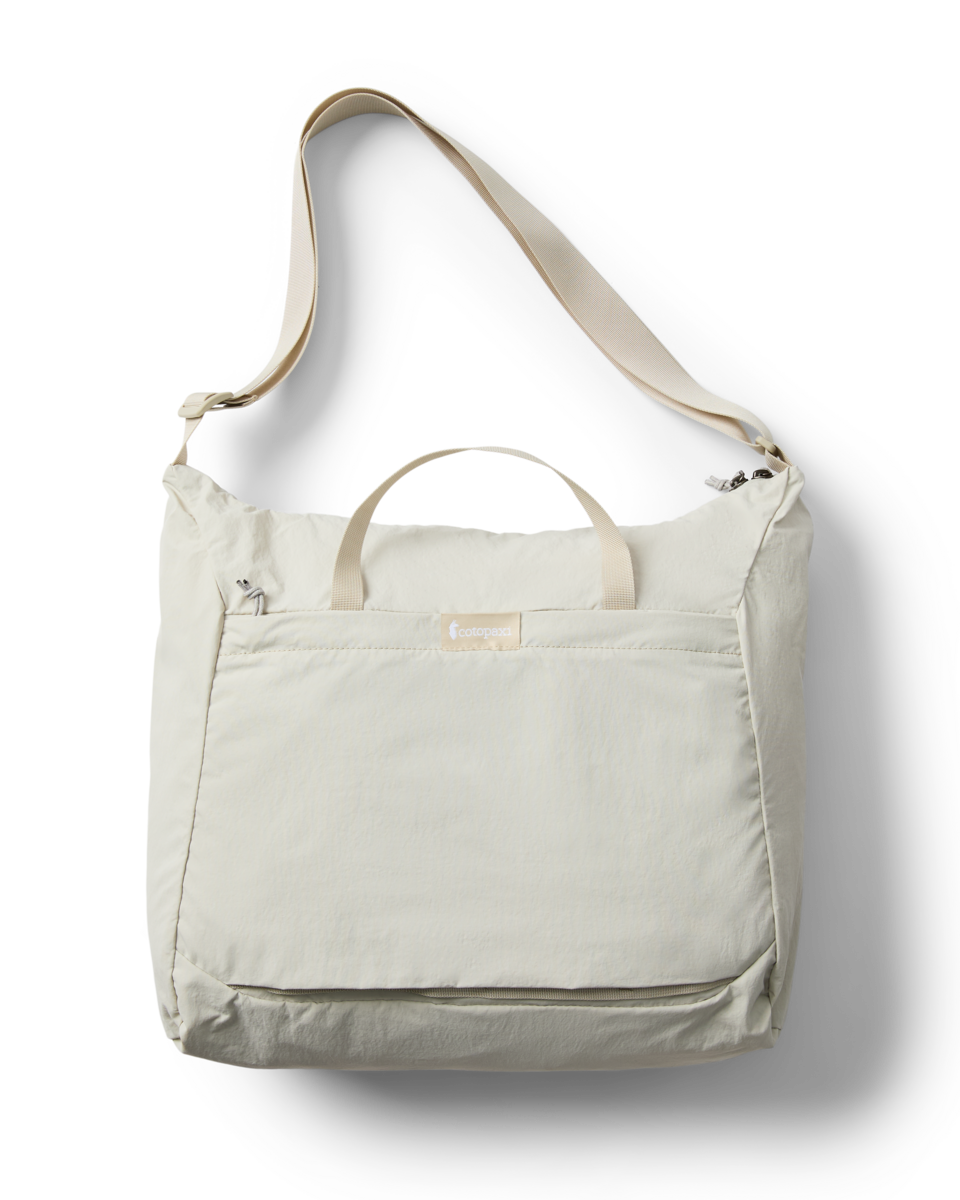 f26-u-empacable-30l-tote-mineral-lf-r_1d434211-2ffa-472b-a794-c907c706abe3.png