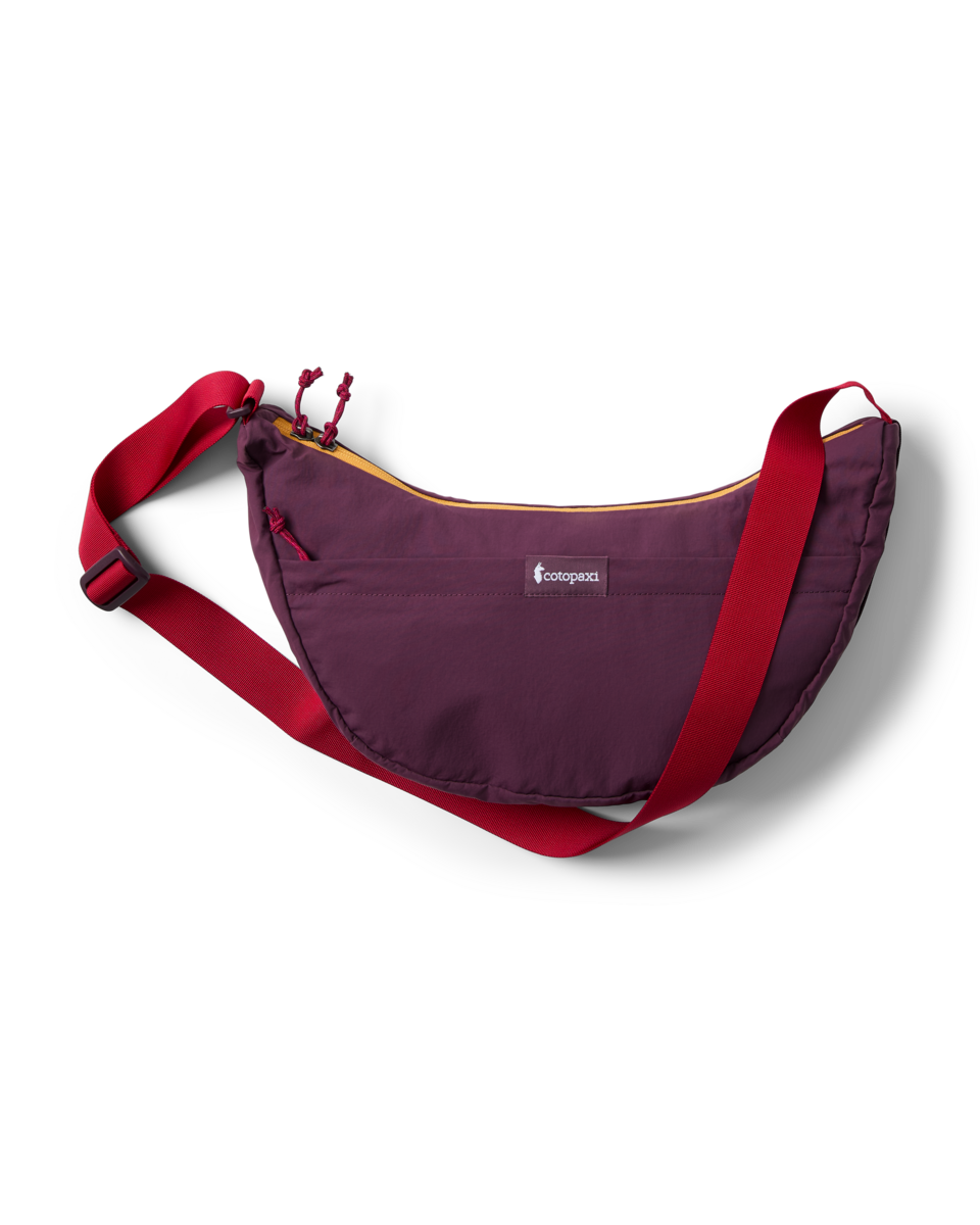 f26-u-empacable-6l-crescent-bag-acai-lf-r.png