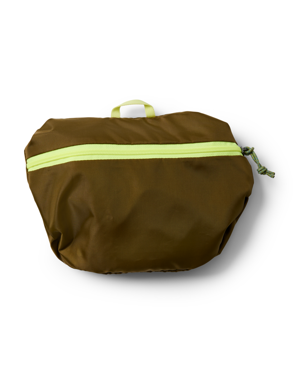 f26-u-empacable-6l-crescent-bag-log-cabin-a4-r.png