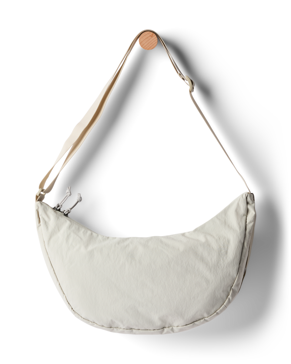 f26-u-empacable-6l-crescent-bag-mineral-b-r.png