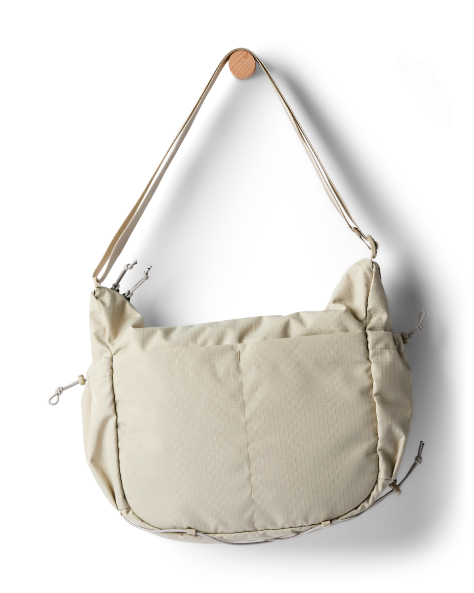 f26-u-viaje-12l-shoulder-bag-mineral-b-r.png