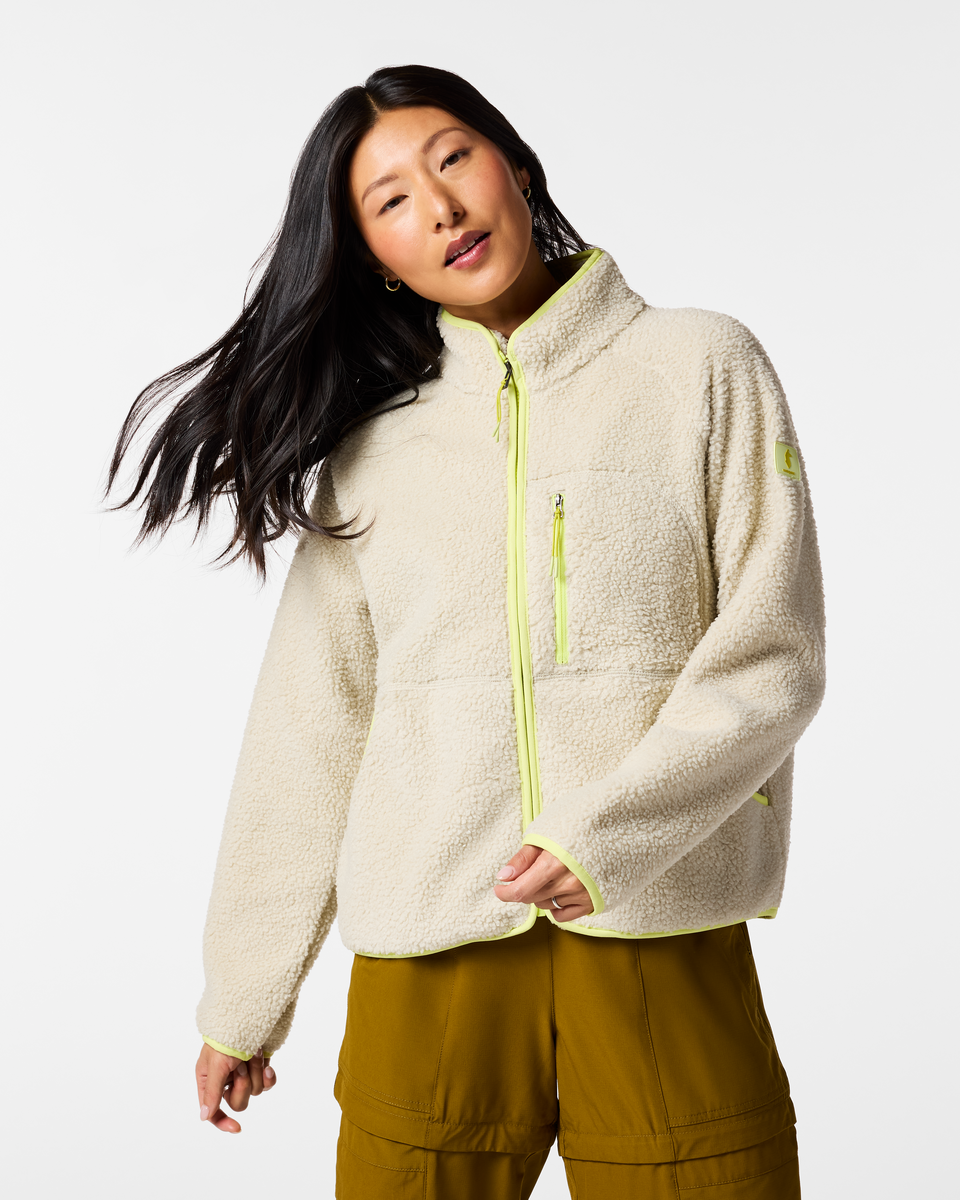 f26-w-amigazo-fleece-jacket-mineral-01-r.png