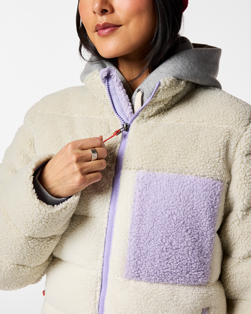 f26-w-amigazo-max-down-jacket-mineral-and-chalk-08-r.png