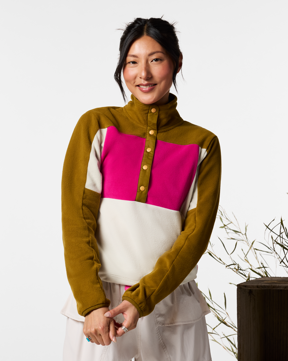 f26-w-encima-fleece-pullover-log-cabin-and-chalk-01-r.png