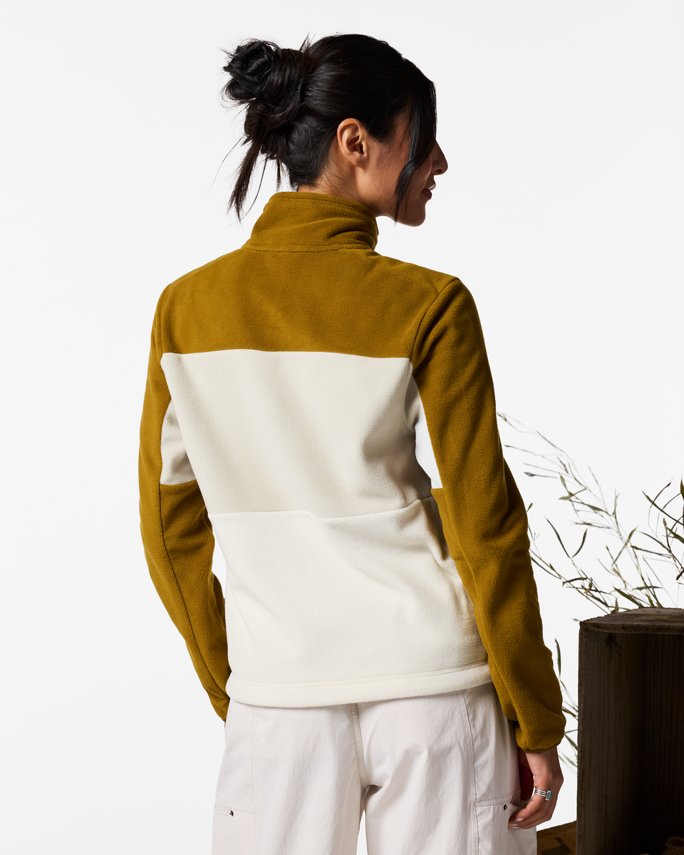 f26-w-encima-fleece-pullover-log-cabin-and-chalk-02-r.png