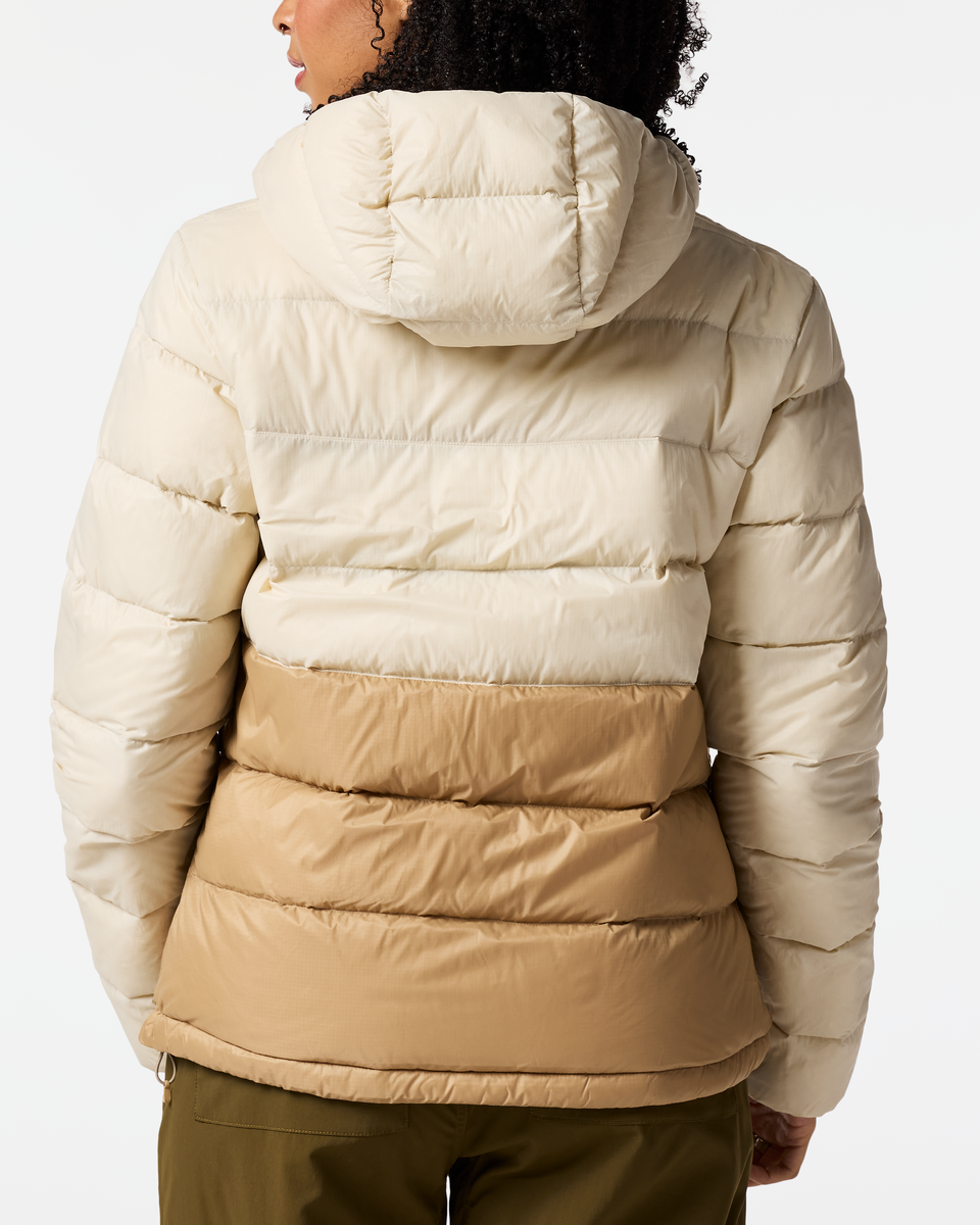 f26-w-fuego-max-down-hooded-jacket-cream-and-khaki-02-r.png