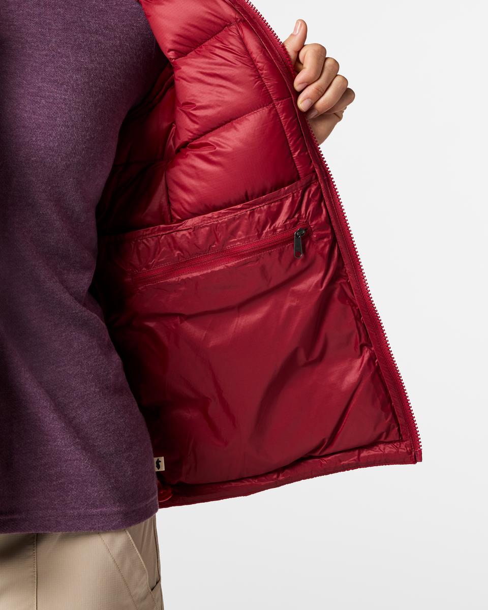 f26-w-fuego-max-down-hooded-jacket-crimson-pitaya-and-spicy-08-r.png