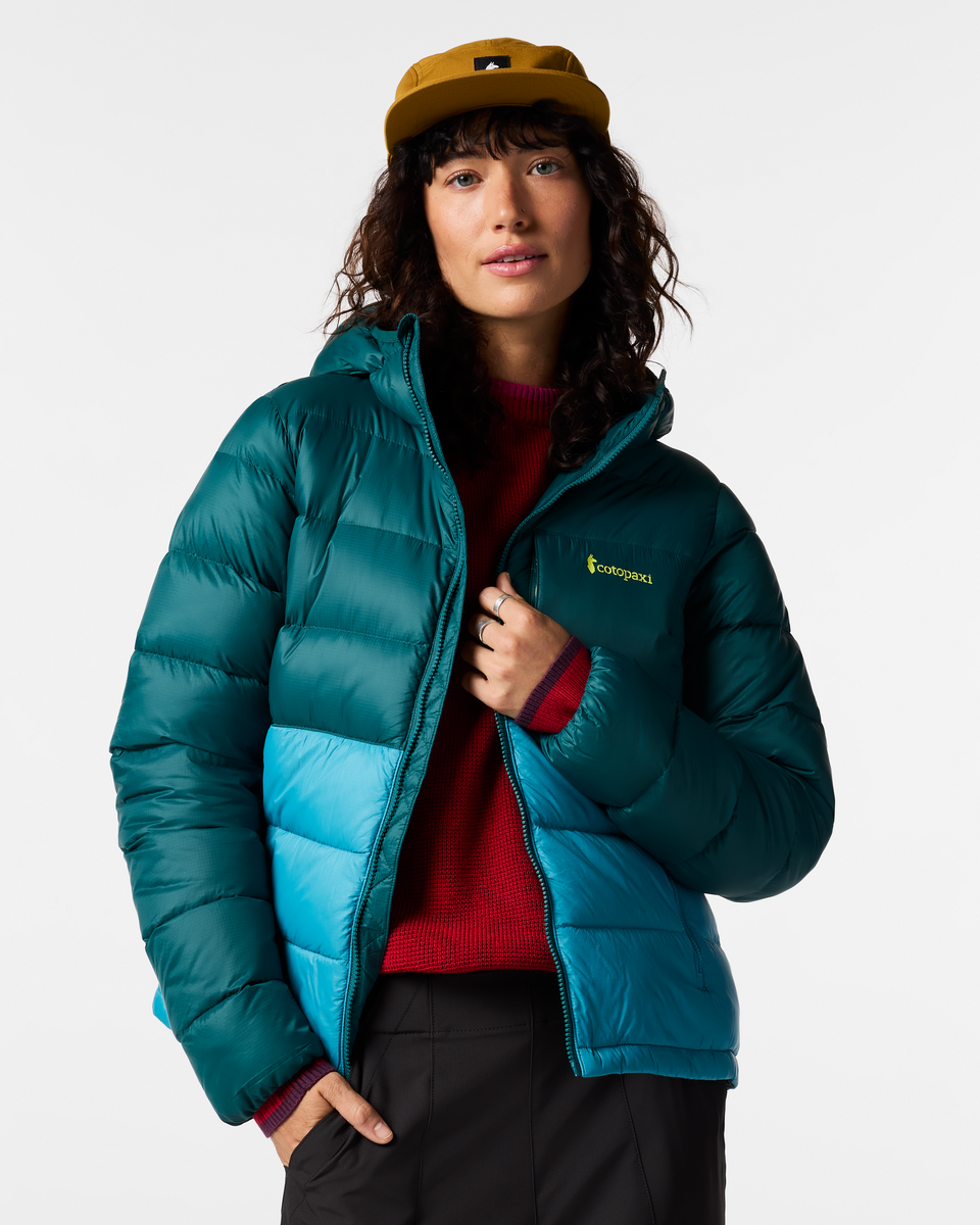 f26-w-fuego-max-down-hooded-jacket-deep-ocean-and-oasis-01-r.png