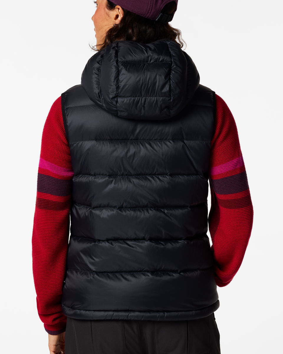 f26-w-fuego-max-down-vest-cotopaxi-black-02-r.png