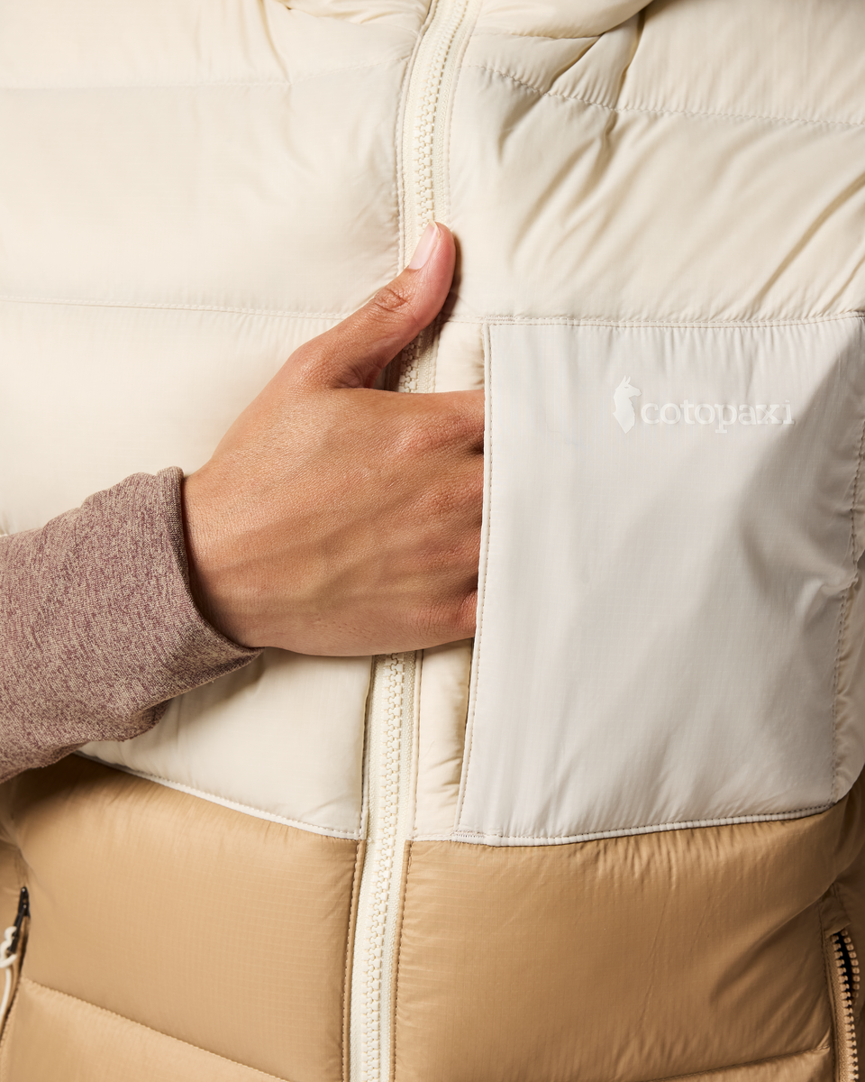f26-w-fuego-max-down-vest-cream-and-khaki-06-r.png