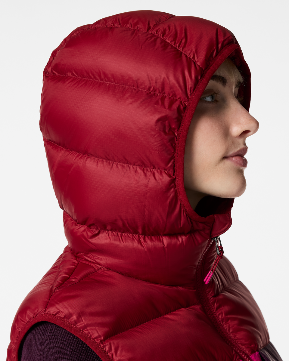 f26-w-fuego-max-down-vest-crimson-pitaya-and-spicy-04-r.png