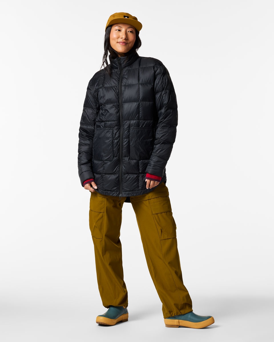 f26-w-repleto-down-long-jacket-cotopaxi-black-03-r.png