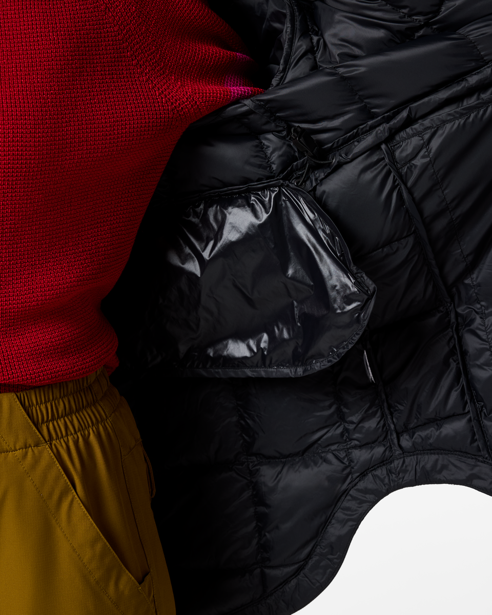 f26-w-repleto-down-long-jacket-cotopaxi-black-09-r.png