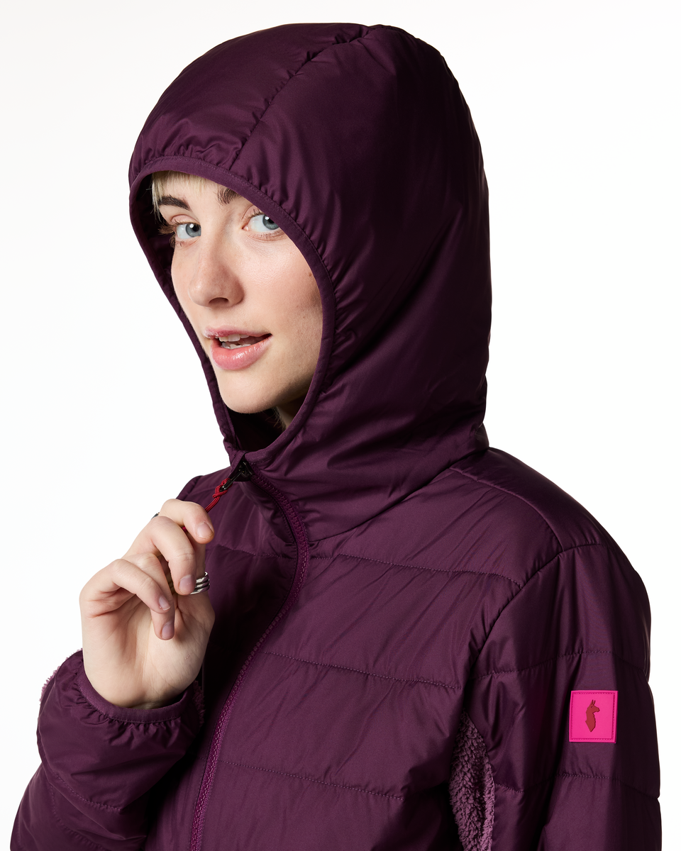 f26-w-trico-2.0-hybrid-jacket-acai-and-mystic-05-r.png