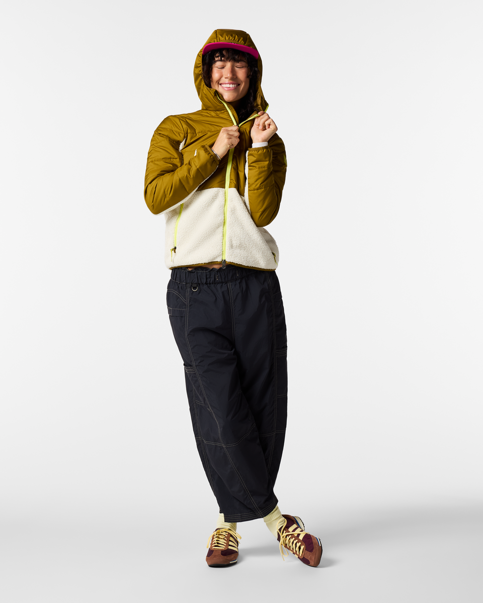 f26-w-trico-2.0-hybrid-jacket-log-cabin-and-chalk-03-r.png