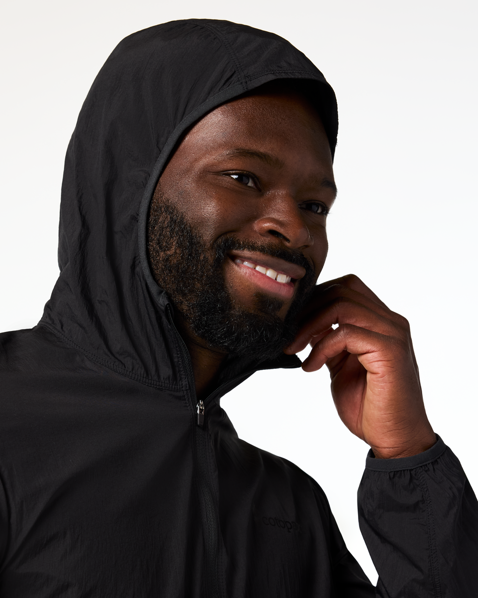 s26-m-pacaya-lite-hooded-jacket-cotopaxi-black-06.png