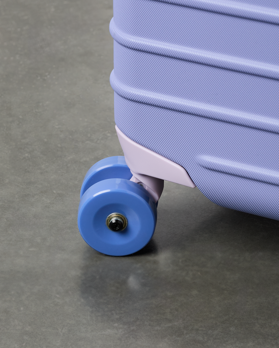 s26-u-coraza-suitcase-carry-on-aster-a2.png