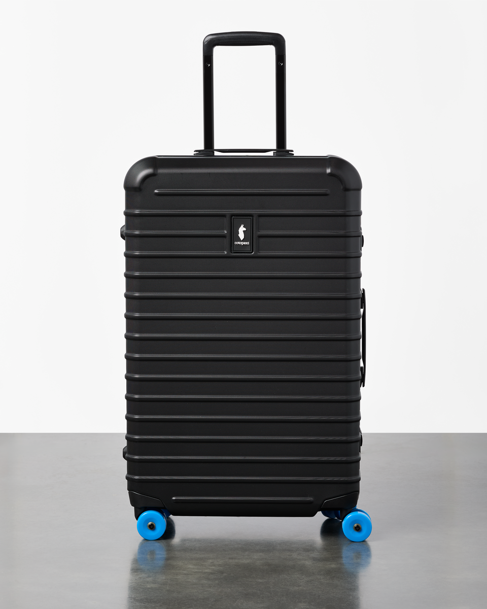 s26-u-coraza-suitcase-medium-checked-cotopaxi-black-f.png