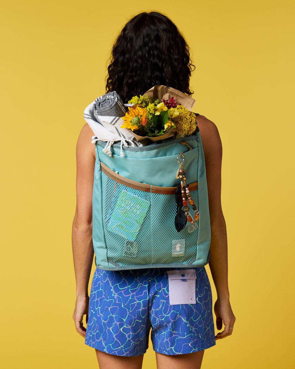 s26-u-todo-22l-convertible-tote-tide-pool-0459.png
